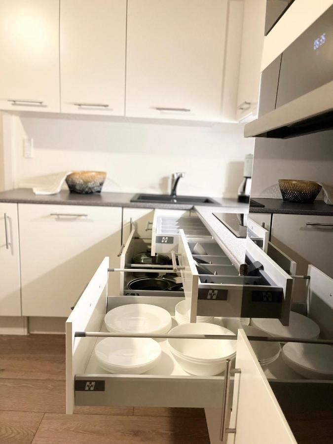 Scandinavian Apartment Hotel - Lunden 1 - Central 3 Bedroom Apartment On Two Floors Хорсенс Экстерьер фото